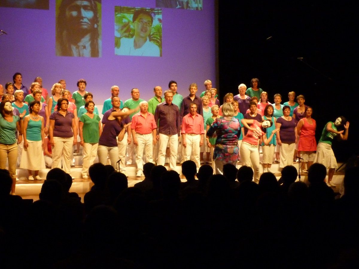 photo du concert 2010 : Des Hommes Pareils